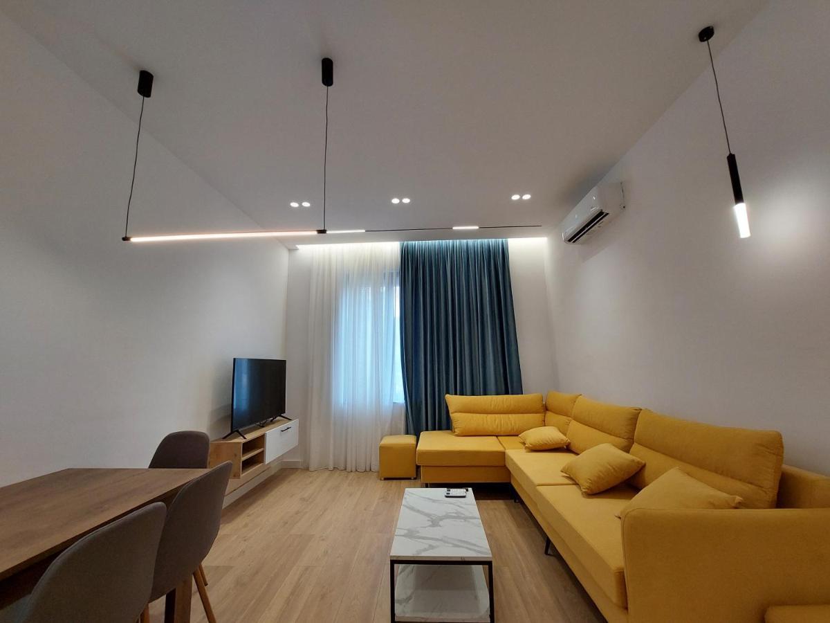 Luxury Apartments Blloku ติรานา ภายนอก รูปภาพ