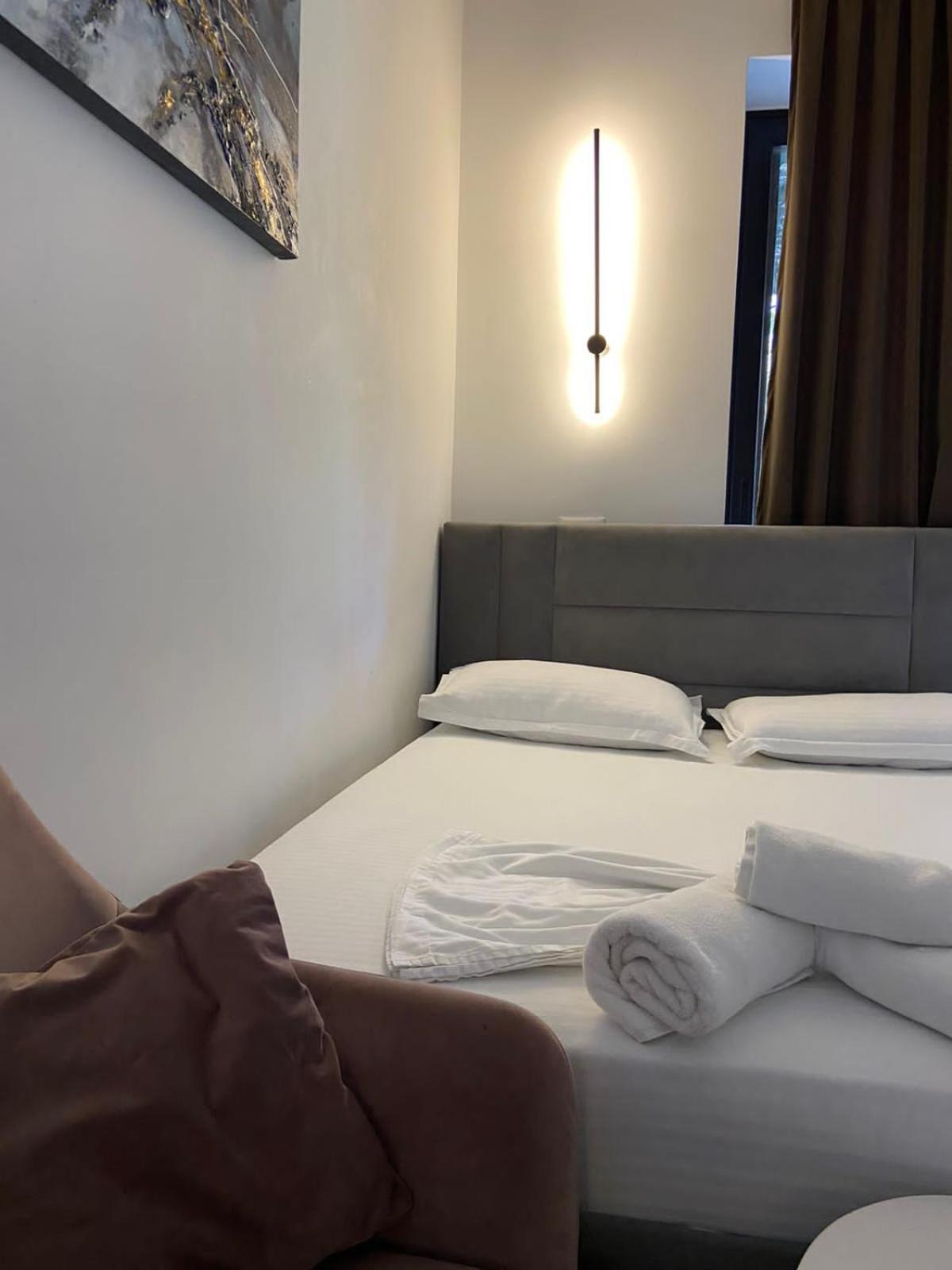 Luxury Apartments Blloku ติรานา ภายนอก รูปภาพ