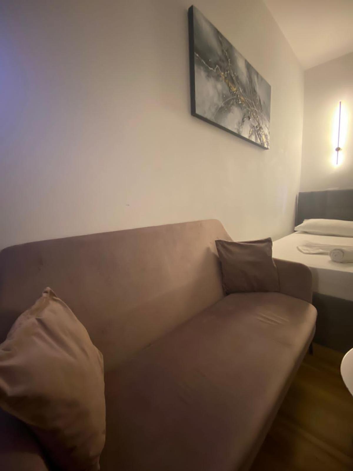 Luxury Apartments Blloku ติรานา ภายนอก รูปภาพ
