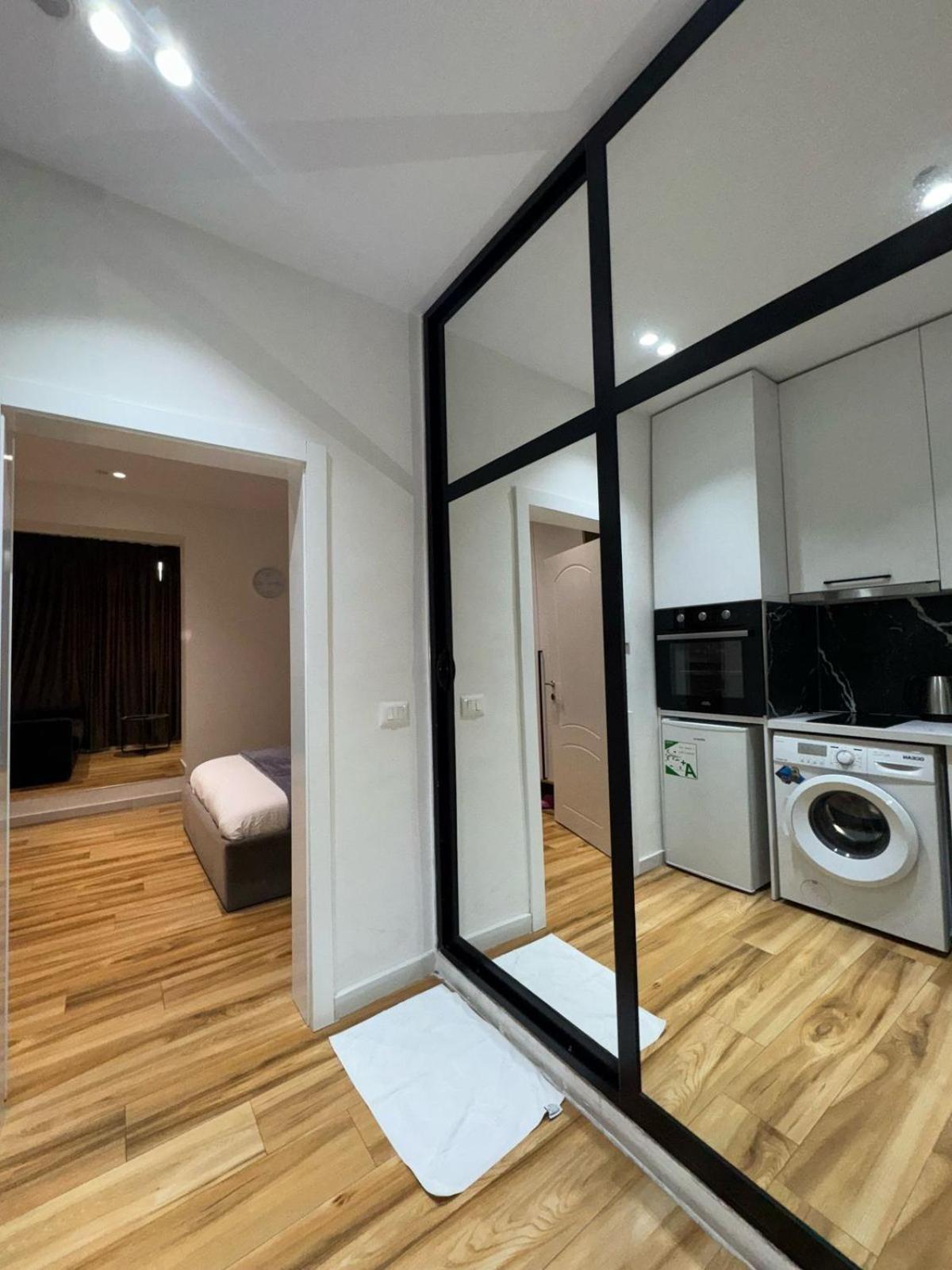 Luxury Apartments Blloku ติรานา ภายนอก รูปภาพ