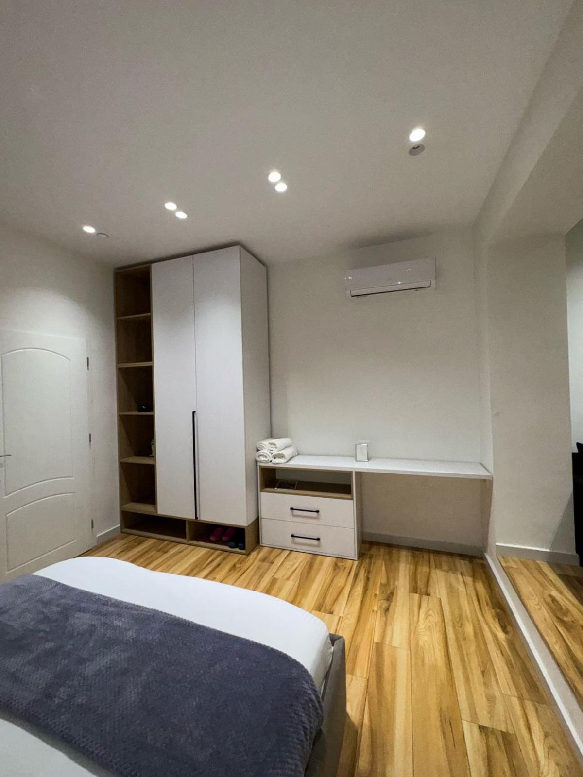 Luxury Apartments Blloku ติรานา ภายนอก รูปภาพ