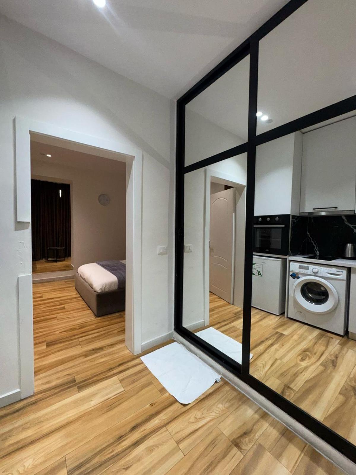 Luxury Apartments Blloku ติรานา ภายนอก รูปภาพ
